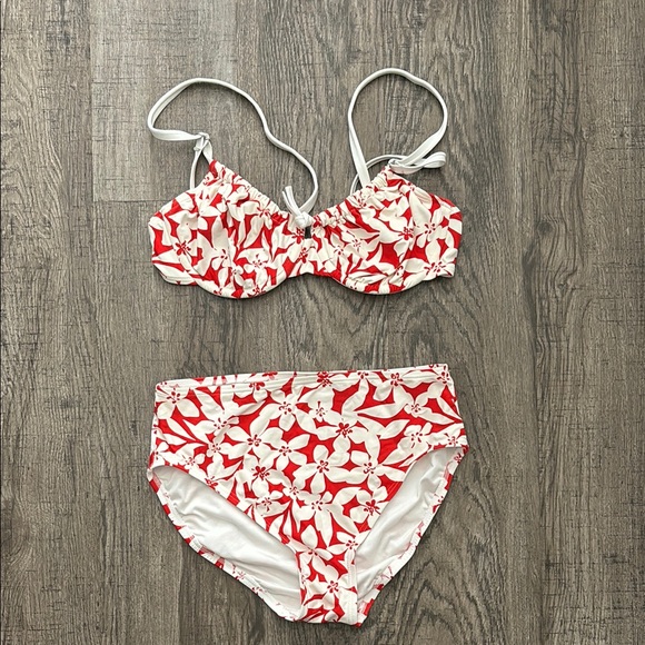 LOFT Other - LOFT Red and White Floral Bikini Set